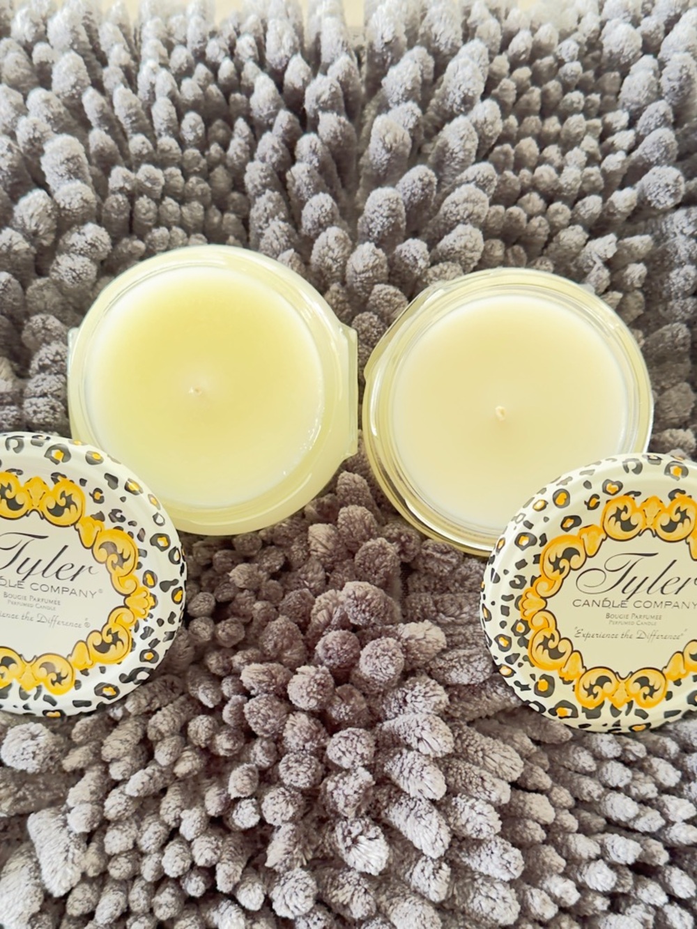 Tyler Candle Company Diva Room Spray, 2 candles & Hand Lotion Set. - Picture 4 of 5
